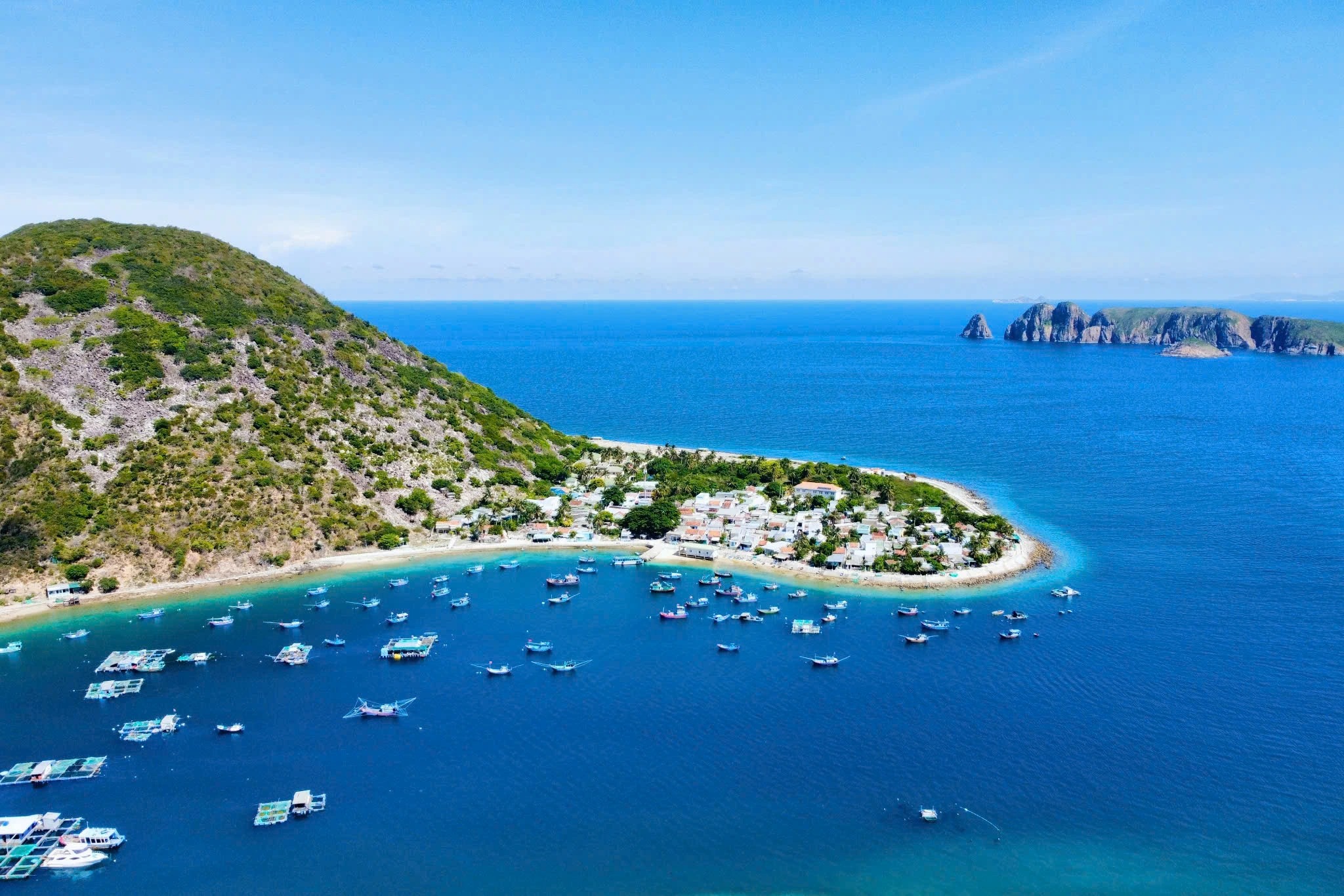 canh dep - dao bich dam nha trang - bich dam - nha trang booking - bien dao nha trang (5).jpg