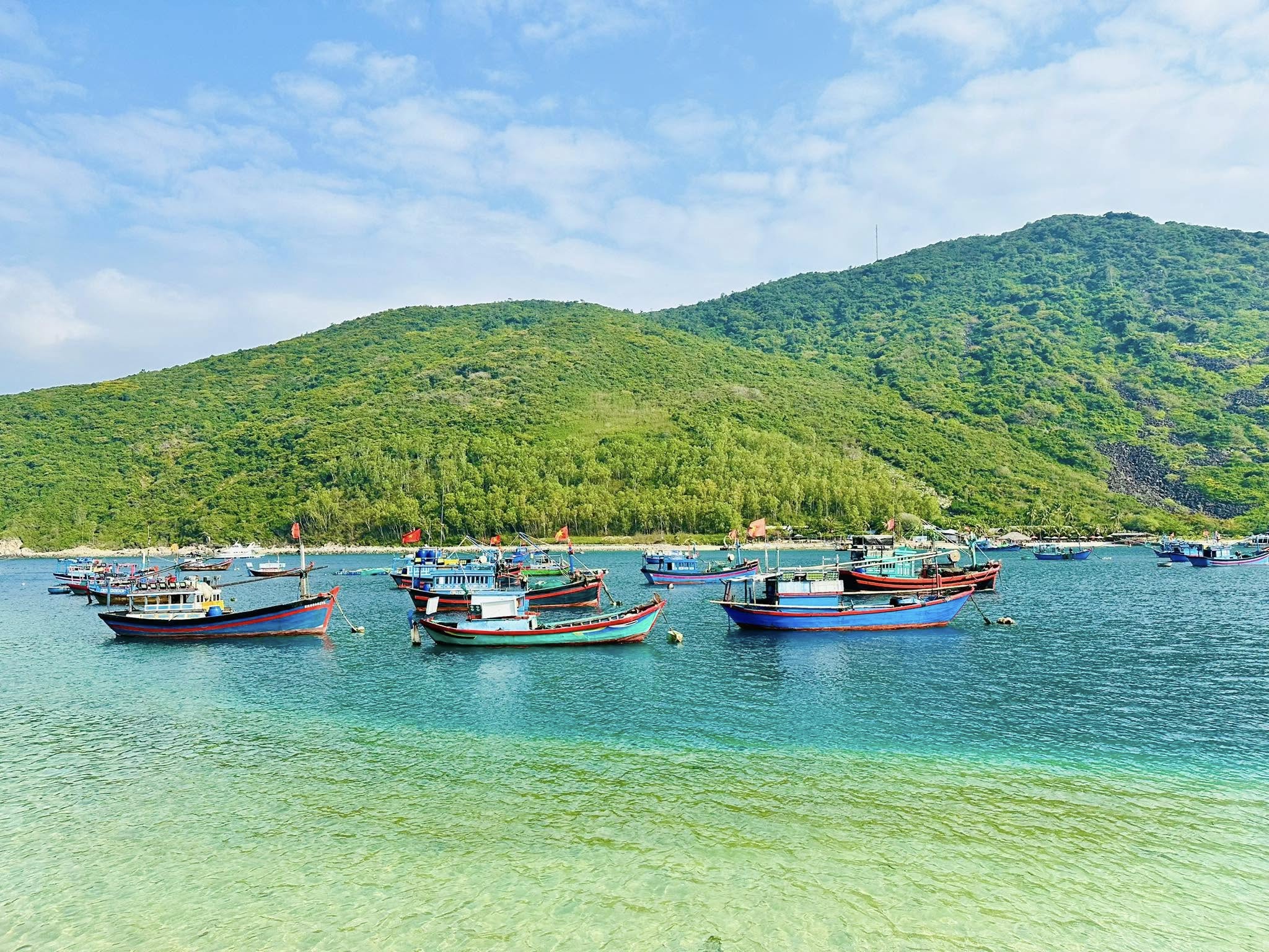 dao bich dam nha trang - bich dam - nha trang booking - bien dao nha trang (6).jpg