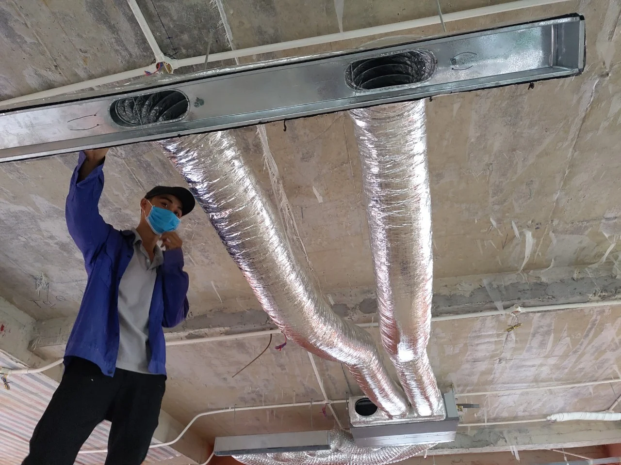 Máy lạnh giấu trần PANASONIC nối ống gió giúp loại bỏ 99 bụi mịnThầu chuyên lắp tại quận 10-2.webp