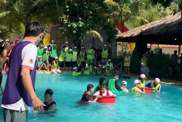 TẮM BÙN I RESORT BÙN KHOÁNG NÓNG I RESORT-10.webp