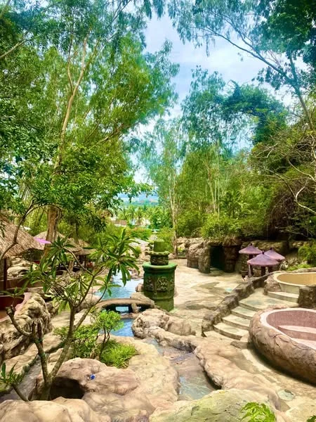 TẮM BÙN THÁP BÀ NHA TRANG SUỐI KHOÁNG NÓNG THÁP BÀ-10.webp