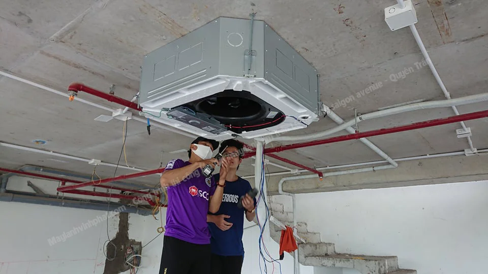 Thi công ống đồng âm tường cho Máy lạnh âm trần cassette siêu rẻ tại khu vực quận 5-2.webp