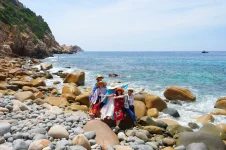 bai da trung (bai da trai) - dao bich dam nha trang - bich dam - nha trang booking - bien dao...webp