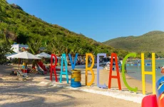 Ray Beach Nha Trang - Dao Bich Dam Nha Trang - Nha Trang Booking (35).webp