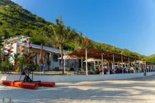 Ray Beach Nha Trang - Dao Bich Dam Nha Trang - Nha Trang Booking (43).webp