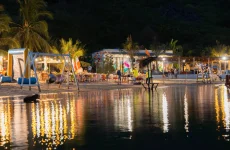 Ray Beach Nha Trang - Dao Bich Dam Nha Trang - Nha Trang Booking (8.8).webp