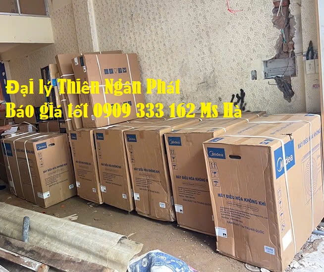 Giao lô hàng máy lạnh âm trần Midea cho trường học tại TP.HCM 